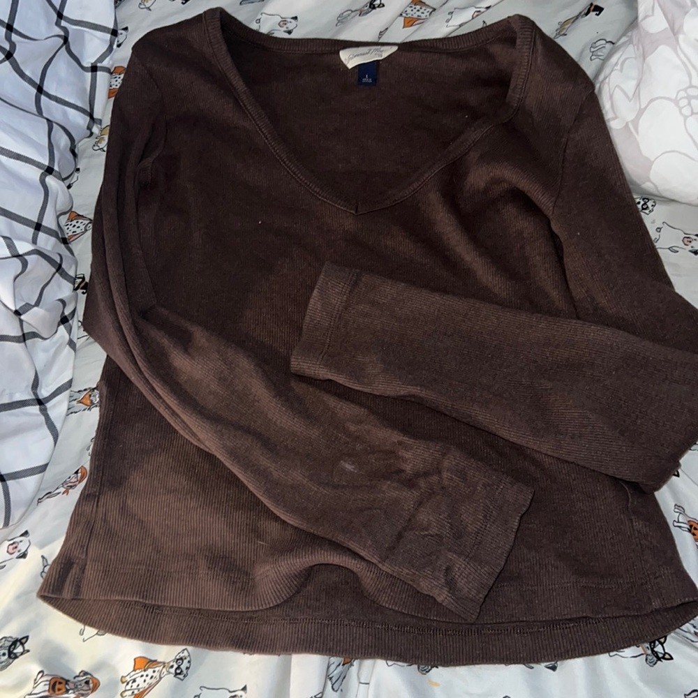 Brown long sleeve shirt